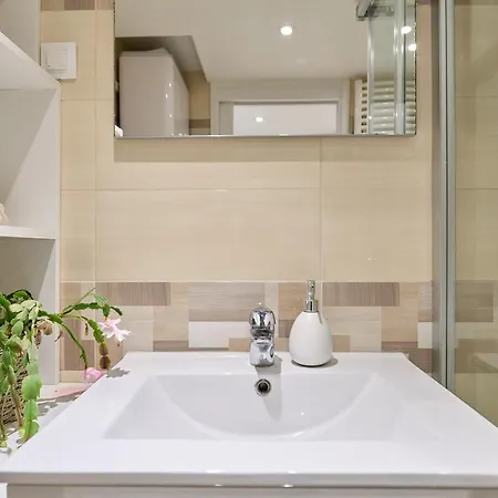 Apartment Stone Whisper 1
