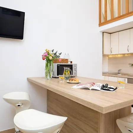 Apartment Stone Whisper 1 *